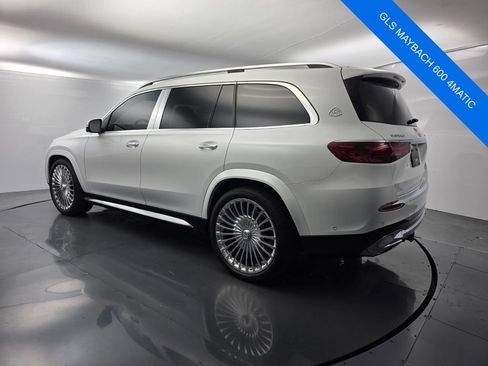 Used 2026 Mercedes-Benz Maybach GLS 600 4MATIC image 6