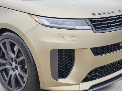 Certified 2024 Land Rover Range Rover Sport SV Edition One Carbon Bronze image 29