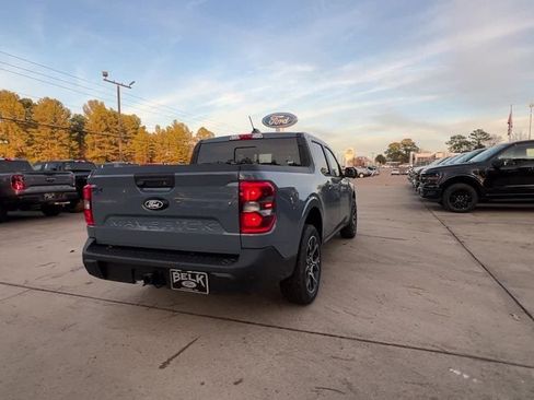 New 2025 Ford Maverick Lariat image 6