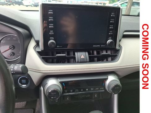 Used 2019 Toyota RAV4 XLE w/ Convenience Package AWD/4WD image 14