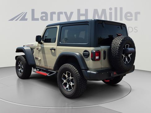 Used 2022 Jeep Wrangler Rubicon AWD/4WD image 3