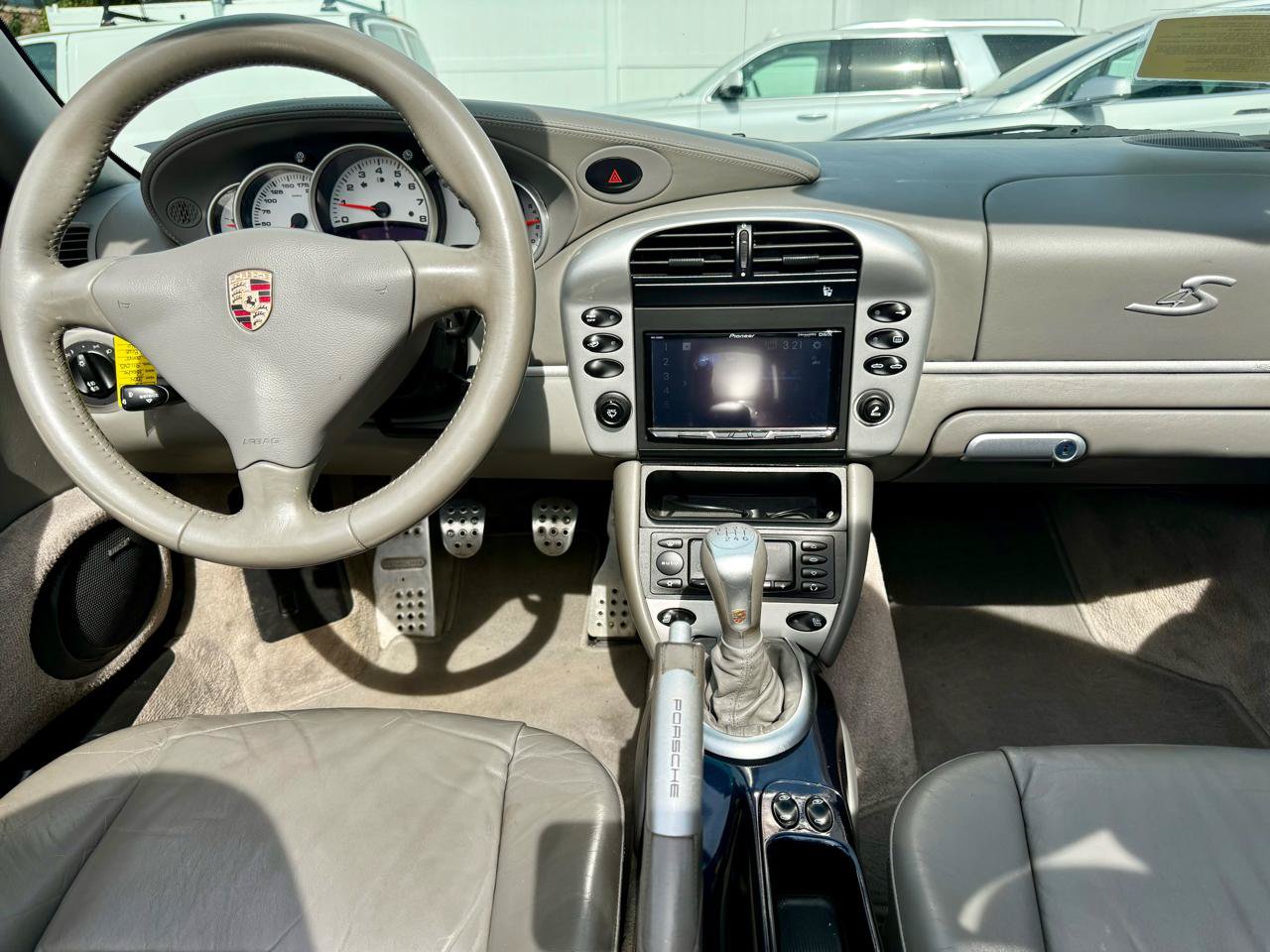 Used 2004 Porsche 911 Carrera 4S AWD/4WD image 19