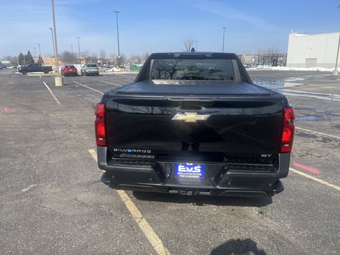 Used 2025 Chevrolet Silverado EV W/T image 5