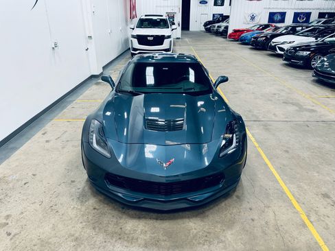 Used 2019 Chevrolet Corvette Grand Sport image 2