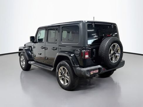 Used 2020 Jeep Wrangler Unlimited Sahara AWD/4WD image 8