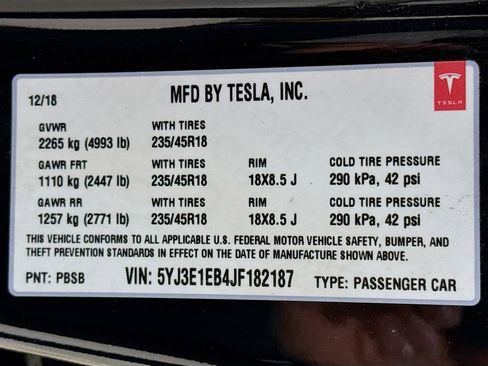 Used 2018 Tesla Model 3 Long Range AWD/4WD image 39