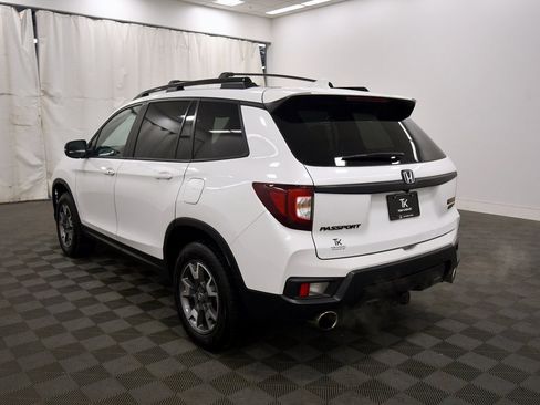 Certified 2022 Honda Passport TrailSport image 5