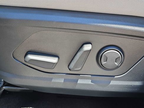 Used 2025 Hyundai Tucson SEL FWD image 17