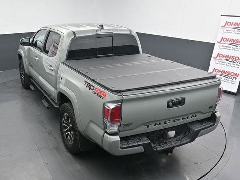 Used 2023 Toyota Tacoma TRD Sport image 14