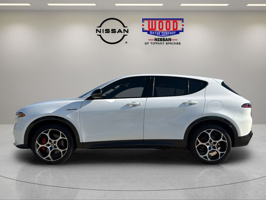 Used 2024 Alfa Romeo Tonale Veloce AWD/4WD image 5
