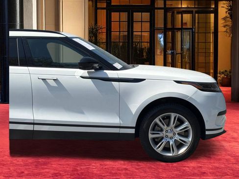 Used 2026 Land Rover Range Rover Velar S AWD/4WD image 36