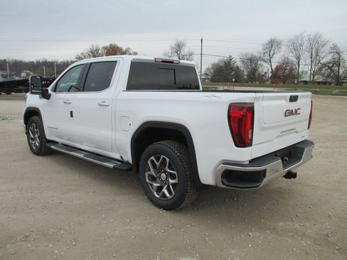 New 2026 GMC Sierra 1500 SLT w/ SLT Premium Plus Package image 8