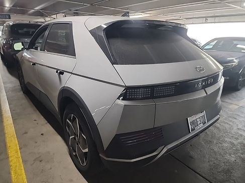 Certified 2024 Hyundai Ioniq 5 SEL RWD image 3
