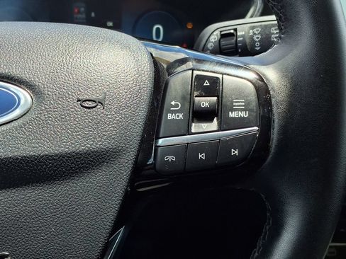 Used 2025 Ford Escape Platinum AWD/4WD image 28