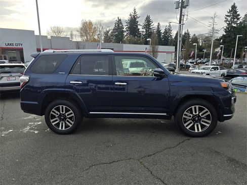 Used 2016 Toyota 4Runner Limited image 8