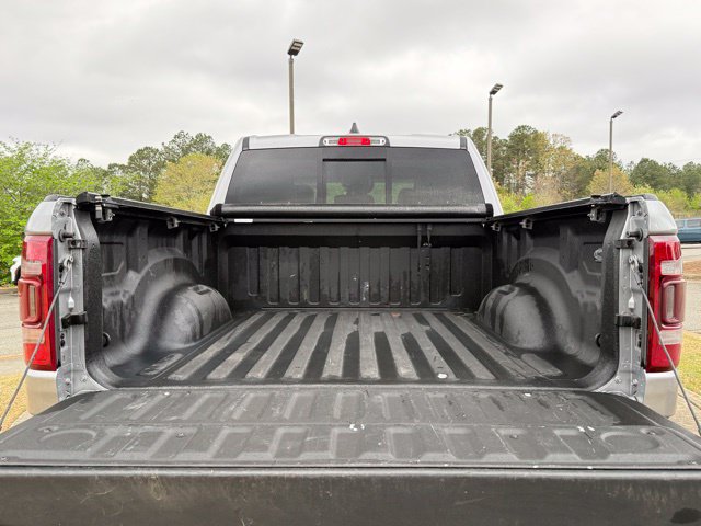 Used 2022 RAM 1500 Laramie AWD/4WD image 29