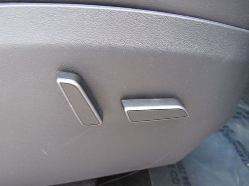 Used 2023 Tesla Model Y Long Range image 20