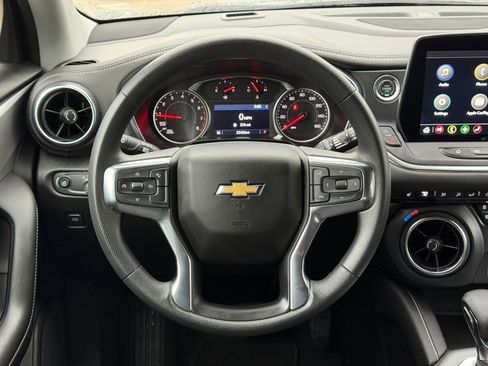 Used 2025 Chevrolet Blazer LT image 28