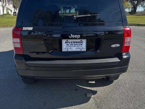 Used 2017 Jeep Patriot Latitude image 4