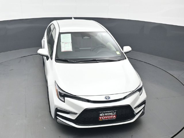 Certified 2025 Toyota Corolla SE w/ Convenience Package FWD image 46