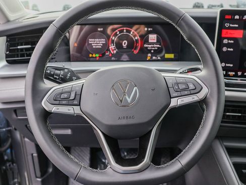 New 2026 Volkswagen Tiguan SE image 25