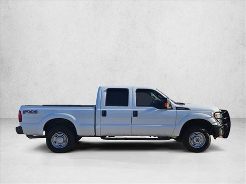 Used 2011 Ford F250 XL w/ PWR Equipment Group image 4