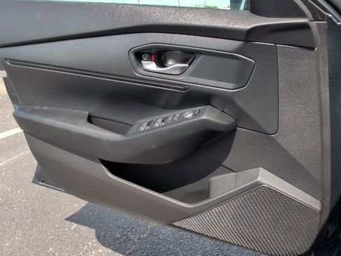 Used 2024 Honda Accord LX image 12