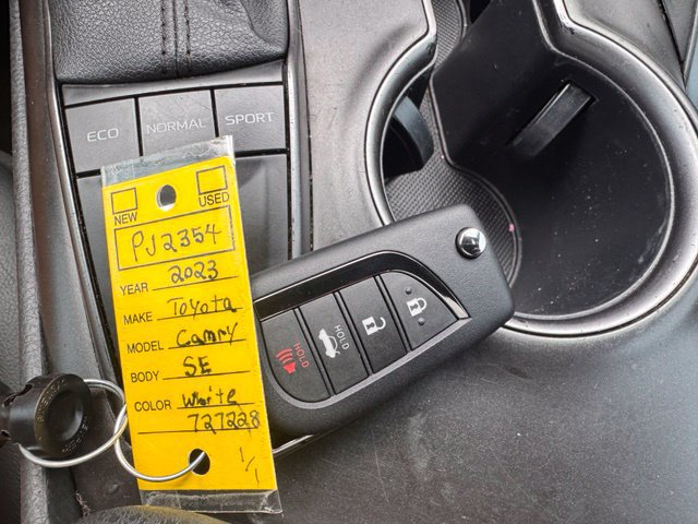 Used 2023 Toyota Camry SE FWD image 20