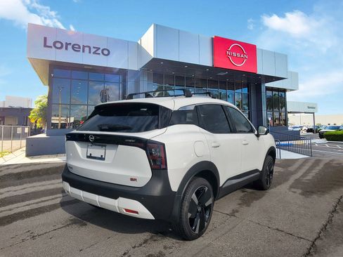 New 2026 Nissan Kicks SR image 4