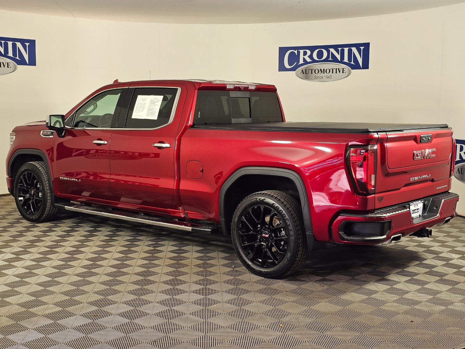 Used 2023 GMC Sierra 1500 Denali AWD/4WD image 33