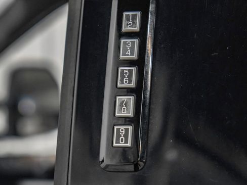 Used 2019 Ford F250 Lariat image 41