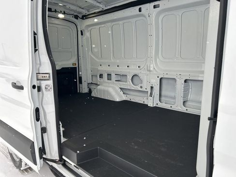 New 2026 Ford Transit 350 148 Medium Roof AWD image 30