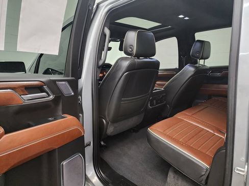 Used 2023 GMC Sierra 1500 Denali Ultimate AWD/4WD image 28