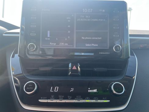 Used 2021 Toyota Corolla LE w/ Carpet Mat Package (TMS) image 19