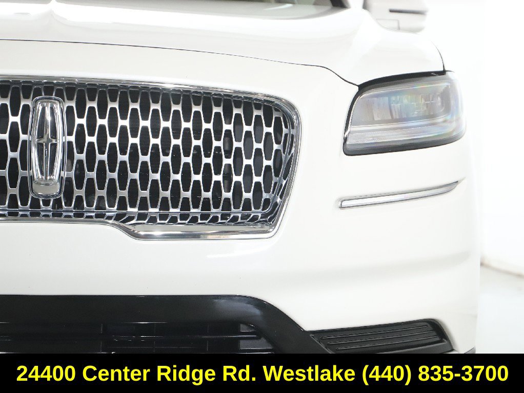Used 2023 Lincoln Nautilus FWD w/ Premium Package image 8