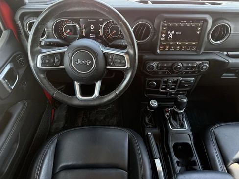 Used 2020 Jeep Gladiator Overland AWD/4WD image 12