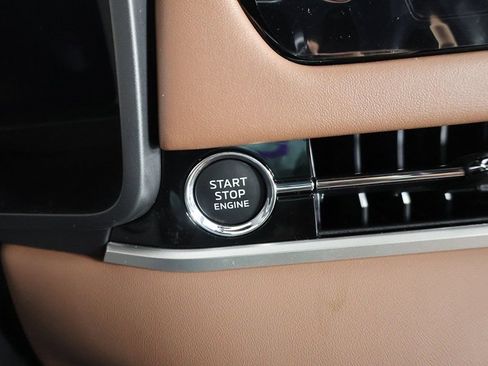 New 2025 Mitsubishi Outlander SEL image 44