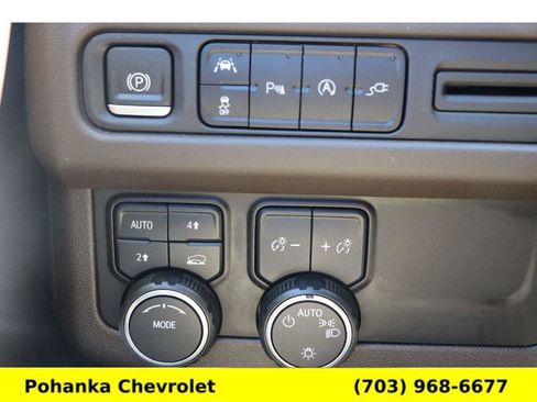Used 2021 Chevrolet Tahoe LT w/ LT Signature Plus Package AWD/4WD image 13