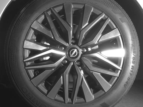 Used 2025 Nissan Altima 2.5 SV image 12