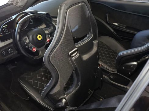 Used 2013 Ferrari 458 Spider RWD image 10