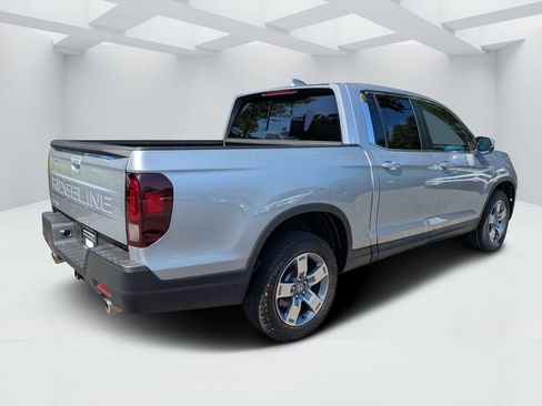 Used 2025 Honda Ridgeline RTL image 3