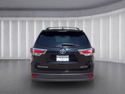 Used 2015 Toyota Highlander XLE AWD/4WD image 5