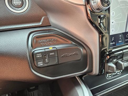 Used 2024 RAM 3500 Big Horn w/ Sport Appearance Package AWD/4WD image 28