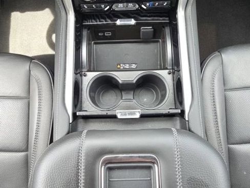 Used 2024 GMC Yukon XL Denali w/ Advanced Technology Package image 49