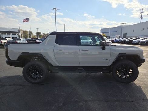 New 2026 GMC Hummer EV 4x4 Crew Cab image 20