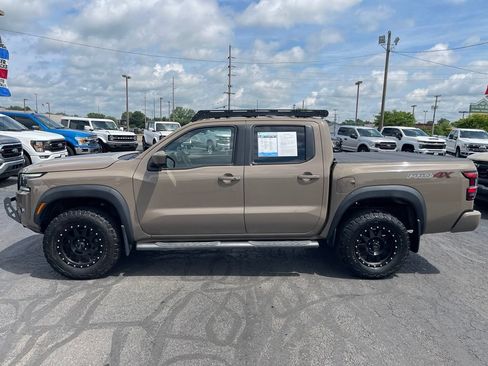 Used 2022 Nissan Frontier PRO-4X AWD/4WD image 8