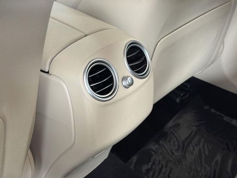 Used 2022 Mercedes-Benz GLC 300 image 27