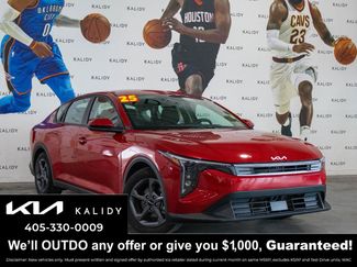 Used 2025 Kia K4 FWD video 1
