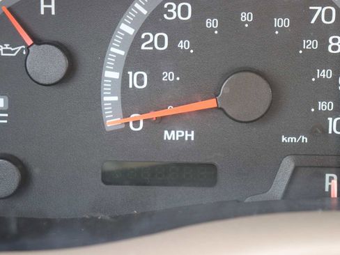 Used 2003 Ford F150 XLT image 11