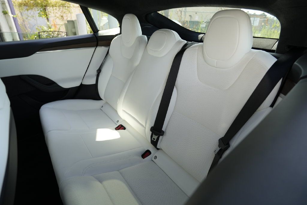 Used 2021 Tesla Model S Long Range AWD/4WD image 23
